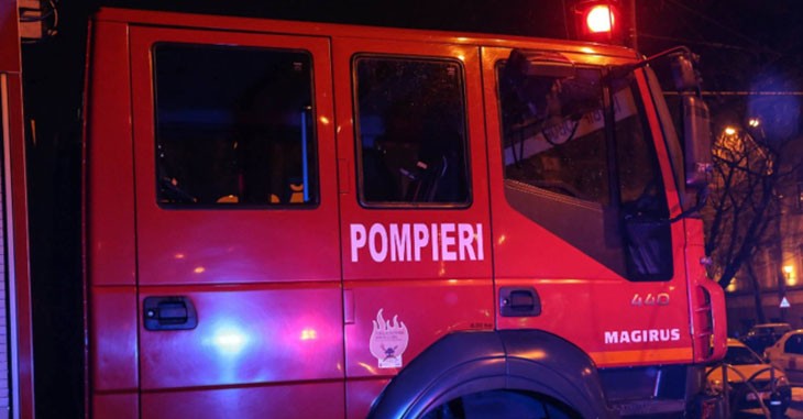 Intervenție a pompierilor la mai multe blocuri din Baia Mare unde s-a semnalat miros de gaz