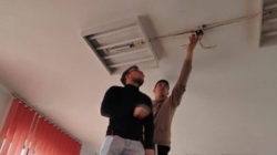Ore de instruire practică la Școala Profesională Fărcașa: elevii au învățat să monteze o instalație de iluminat