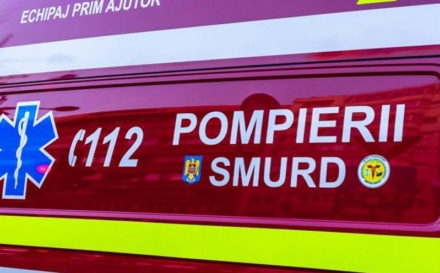 Accident în Vișeu de Sus: un șofer a lovit cu mașina o autospecială SMURD aflată în misiune