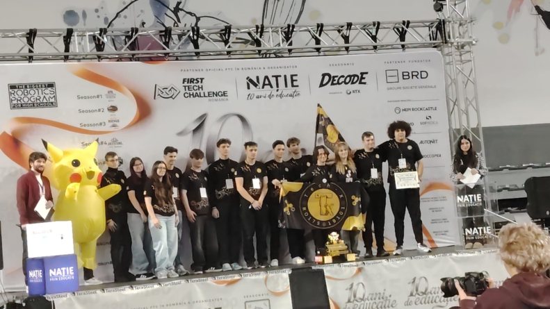 Distincția Control Award pentru echipa de robotică Tech-X, de la Colegiul „Dragoș Vodă”, și calificare la etapa națională