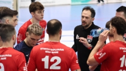 Știința Explorări, învinsă de „lanterna roșie”