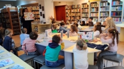 „Cititul ne aduce împreună”: activitățile educative dedicate lecturii au reunit grupuri de elevi și preșcolari la Biblioteca Județeană