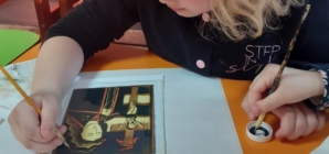 În Postul Paștelui: Atelier săptămânal de pictură a icoanelor la Biblioteca Orășenească Vișeu de Sus