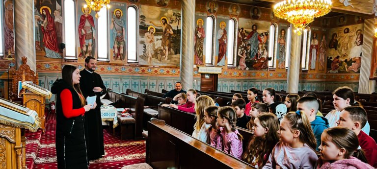 Se organizează atelier de încondeiat ouă la Săcălășeni