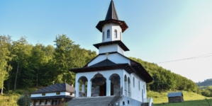 Concert de pricesne la Mănăstirea Breaza din Suciu de Sus în această duminică