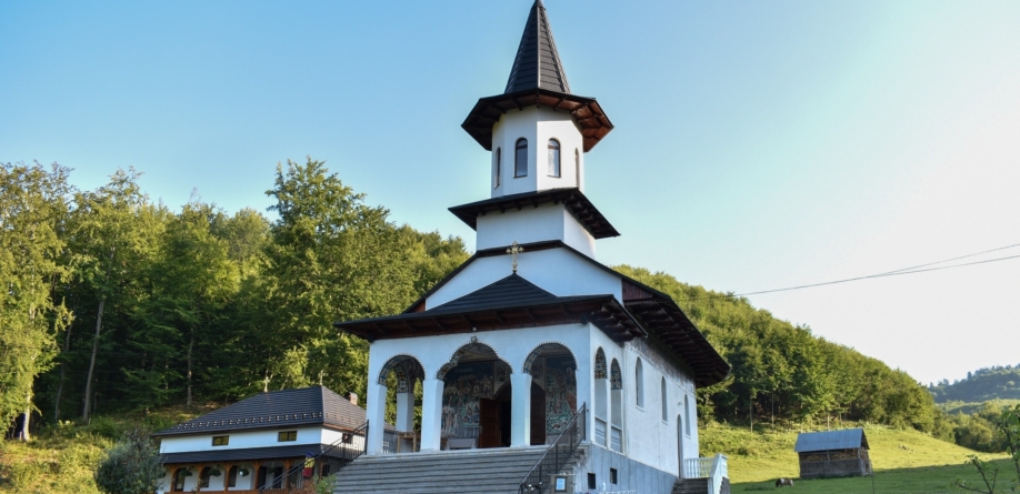 Concert de pricesne la Mănăstirea Breaza din Suciu de Sus în această duminică