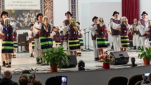 În Dragomirești: Cursuri de inițiere în arta dansului și a cântecului popular tradițional