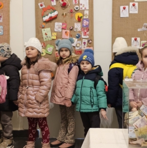 Sighetu Marmației: Sumă consistentă de bani strânsă pentru Larisa în cadrul evenimentului caritabil „Mărțișor. Tradiție și simbol”