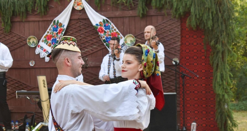 Se fac înscrieri pentru cursuri de dans popular dedicate copiilor din zona Șomcuta Mare