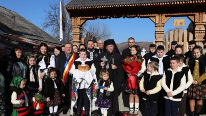 PS Părinte Timotei Sătmăreanul, în mijlocul credincioșilor din Glod