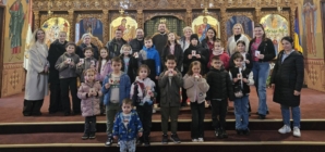 Mărțișoare cu specific maramureșean, create de copii la Parohia „Înălțarea Domnului” din Baia Mare