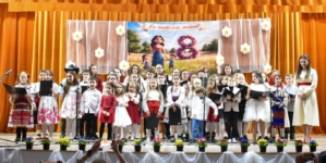 „Simfonia Mărțișorului”, spectacolul care a adus magia primăverii la Târgu Lăpuș