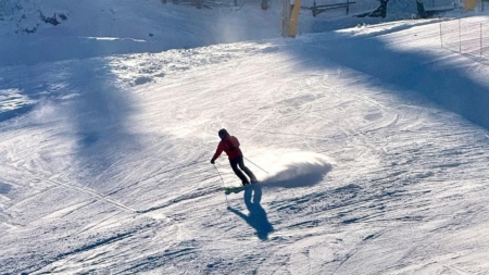 Două zile de schi gratuit pentru borșeni