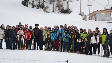 Educație prin mișcare: Cursurile de schi, o experiență de neuitat pentru copiii din Fărcașa
