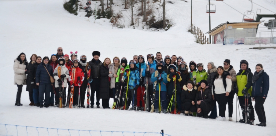 Educație prin mișcare: Cursurile de schi, o experiență de neuitat pentru copiii din Fărcașa