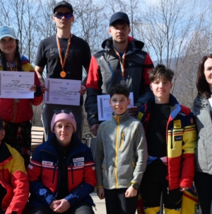 Succes pentru sportivii din Baia Sprie la Campionatul Național al Cluburilor Sportive Școlare la Schi Alpin
