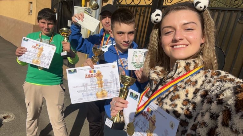 Tinerii Lei Baia Mare, pe podium la concursul de șah clasic „Gheorghe Pop de Băsești”