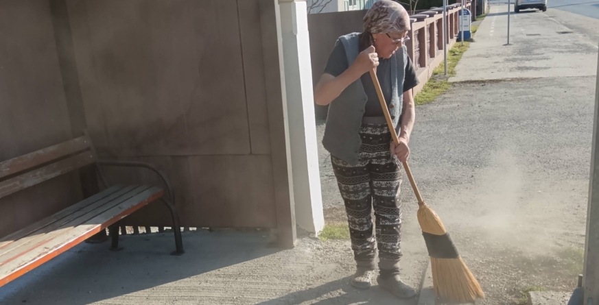 Elena Rodica Sava, educatoare pensionară din Fărcașa, un exemplu de implicare civică