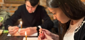 La Catedrala Episcopală Baia Mare a avut loc prima întâlnire a atelierului de încondeiat ouă