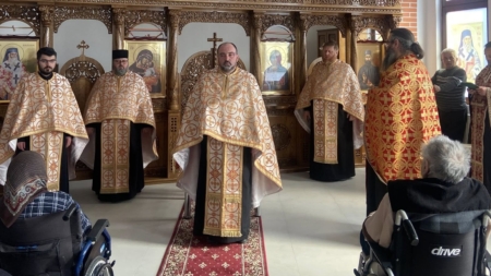 Sfântul Maslu săvârșit la Centrul „Bunul Samarinean” din Coroieni