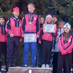 Rezultate excelente pentru sportivii de la C.S.S. Baia Sprie la Campionatul Național de Schi Fond și Biatlon pentru juniori