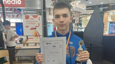 Darius Laza, pe podium la concursul de șah rapid „Șah în școală” de la Zalău