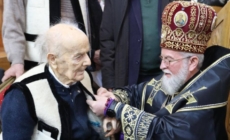 La venerabila vârstă de 100 ani, poetul-țăran Ioan Dunca a fost distins cu Ordinul „Crucea Justinian Arhiepiscopul”