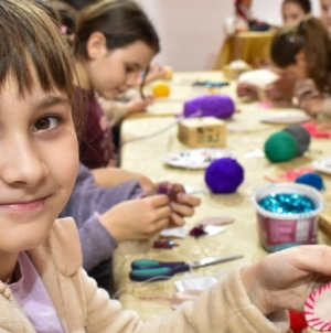 Copiii din Târgu Lăpuș redescoperă tradițiile în cadrul proiectului „Șezătoare în Postul Mare”