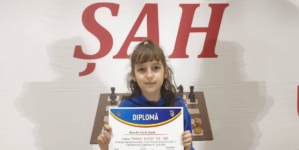 Carla Marchiș a urcat pe prima treaptă a podiumului în cadrul concursului de șah clasic desfășurat la Bicaz