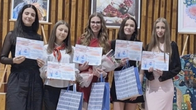 „Chants, sons sur scène”: Elevele Colegiului „Vasile Lucaciu” Baia Mare au cucerit premiul I la toate categoriile de vârstă