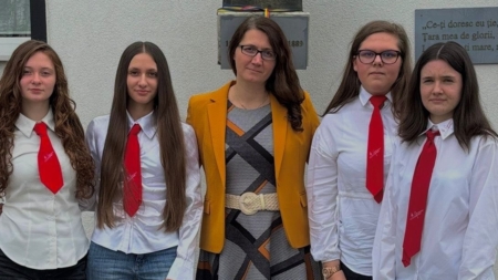 Patru eleve de la Colegiul „Mihai Eminescu” Baia Mare, calificate la etapa națională a Olimpiadei de Religie Ortodoxă