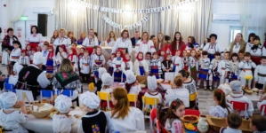 La Târgu Lăpuș: 200 de copii s-au întrecut în a pregăti cel mai frumos și mai gustos cozonac