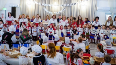 La Târgu Lăpuș: 200 de copii s-au întrecut în a pregăti cel mai frumos și mai gustos cozonac