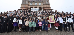 La Catedrala Episcopală Baia Mare a avut loc conferința „Viața – dar și provocare” și Marșul pentru viață