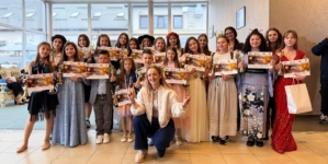 Elevii de la Insieme Music School Baia Mare au obținut rezultate remarcabile la Festivalul „Voci de Îngeri” din Suceava