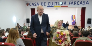 Bunica Lenuța din Chinteni, oaspete surpriză pentru elevii Școlii profesionale Fărcașa