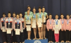 Băimăreanca Maya Coste, pe podium alături de lotul național de Ansamblu junioare al României la Turneul Internațional „Armonia Cup”