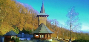 Rugăciunea Calea Crucii pentru familii, la Mănăstirea „Sfânta Maria” din Baia Mare