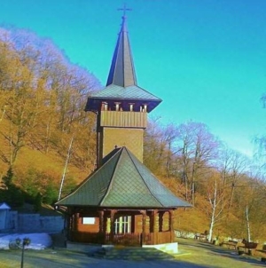 Rugăciunea Calea Crucii pentru familii, la Mănăstirea „Sfânta Maria” din Baia Mare