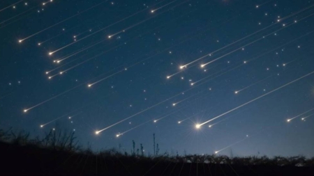 În această noapte putem observa ploaia de meteori Gamma Normid