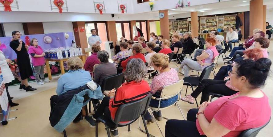 Seniorii din Baia Mare au învățat cum să-și îngrijească zâmbetul, de Ziua Sănătății Orale