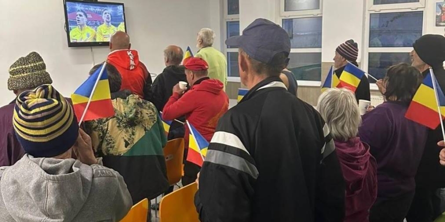 Seară de fotbal și voie bună la Azilul de Noapte din Baia Mare