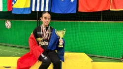 Performanță excepțională în tenisul de masă românesc: Bianca Toma câștigă U13