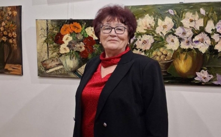 Lidia Buleandră a adus natura în pictură, la Centrul Cultural Pastoral „Sfântul Iosif Mărturisitorul” din Sighetu Maramației