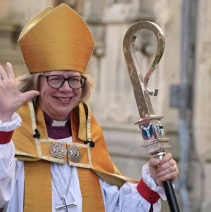 Sarah Mullally, femeia care conduce Biserica Angliei