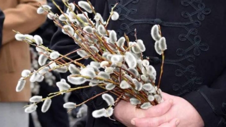 Catolicii din Maramureș sărbătoresc astăzi Duminica Floriilor