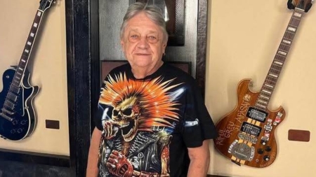 23 martie 1949, s-a născut Mircea Vintilă