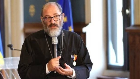 Pr. prof. univ. Constantin Necula susține la Teatrul Municipal Baia Mare conferința „Despre frumusețea credinței”