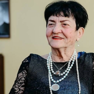 Amalia-Susana Tușa, studentă la 90 de ani