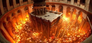 Patriarhia Română caută soluții pentru aducerea Luminii Sfinte în România